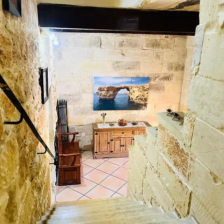 Ta' Karmnu Farmhouse Casa de Férias *