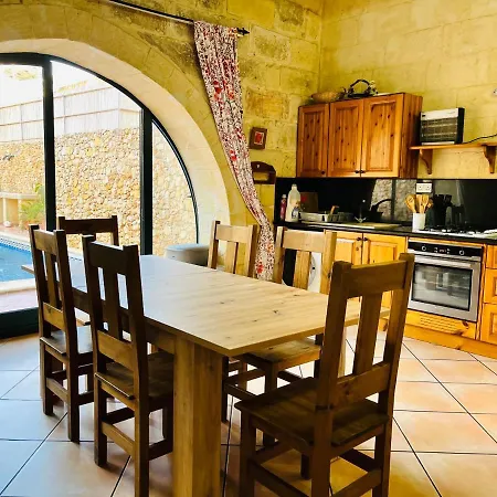 Ta' Karmnu Farmhouse Vakantiehuis Xagħra