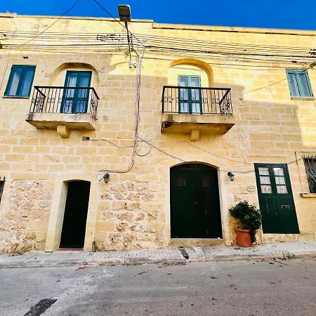 Vakantiehuis Ta' Karmnu Farmhouse